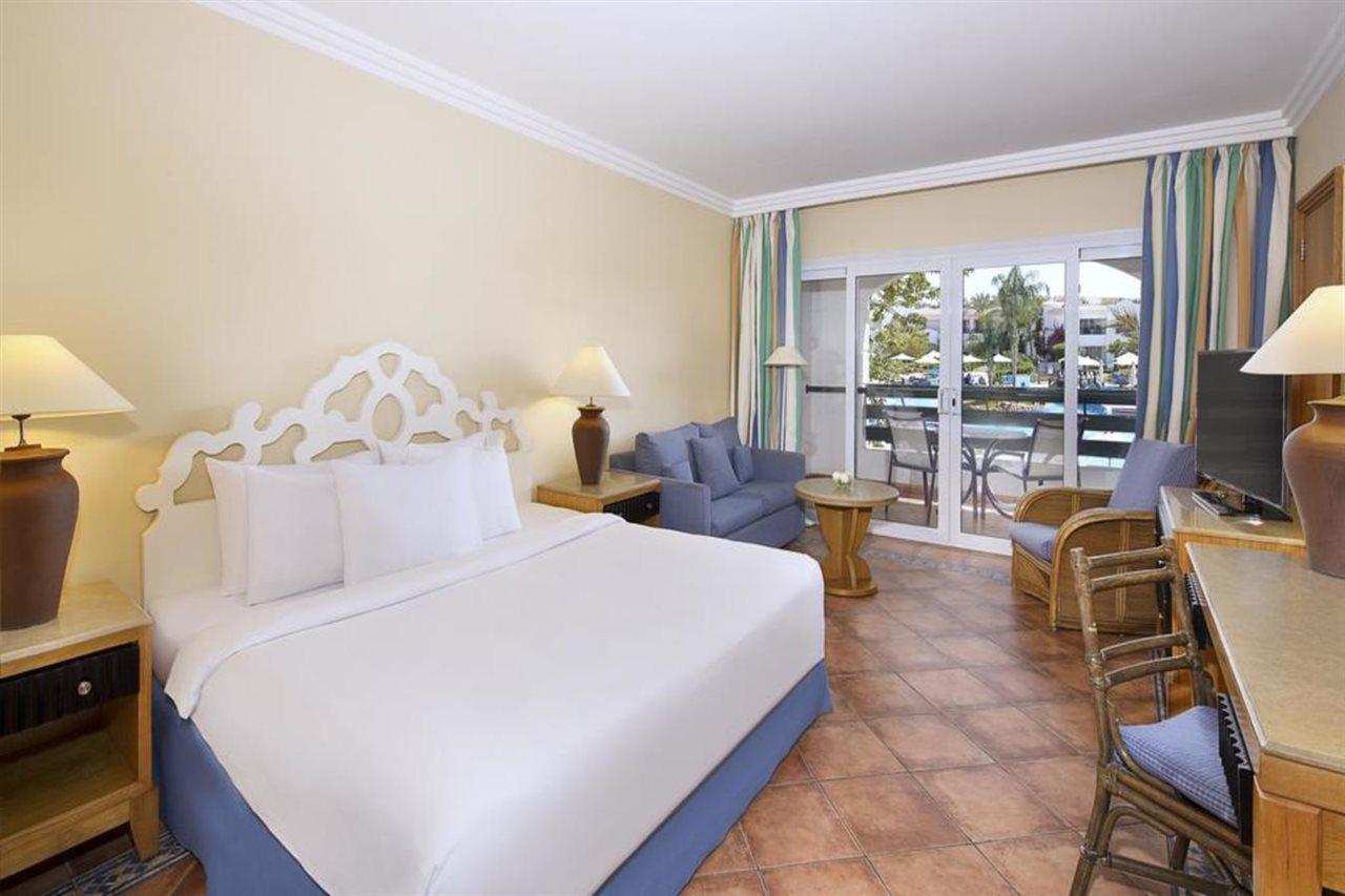 Sharm Dreams Vacation Club - Aqua Park Hotel Екстериор снимка A room at the Hilton San Diego Bayfront